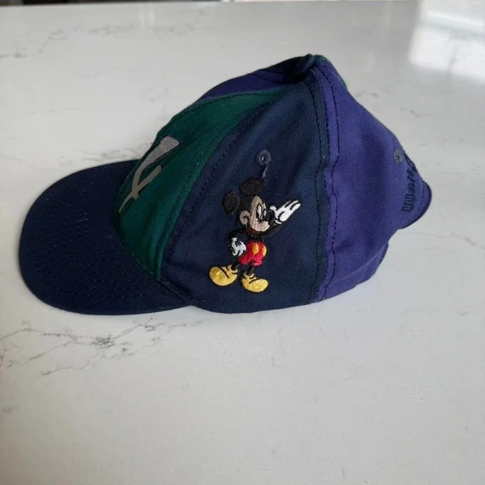 Vintage Walt Disney World '94‎ Mickey Mouse Snapback Hat Colorblock Goofy Hat Co
